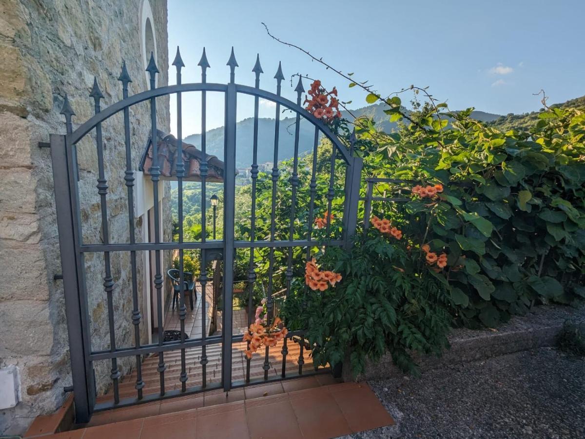 La Casa Di Lidia Cardile Exterior foto